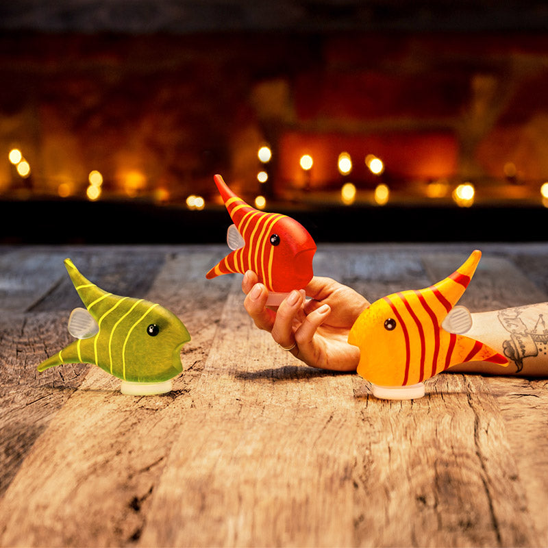 GILLY FISH - Souvenir, Souvenir, [Borowski Art Glass in Asia]