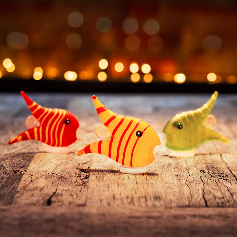 GILLY FISH - Souvenir, Souvenir, [Borowski Art Glass in Asia]
